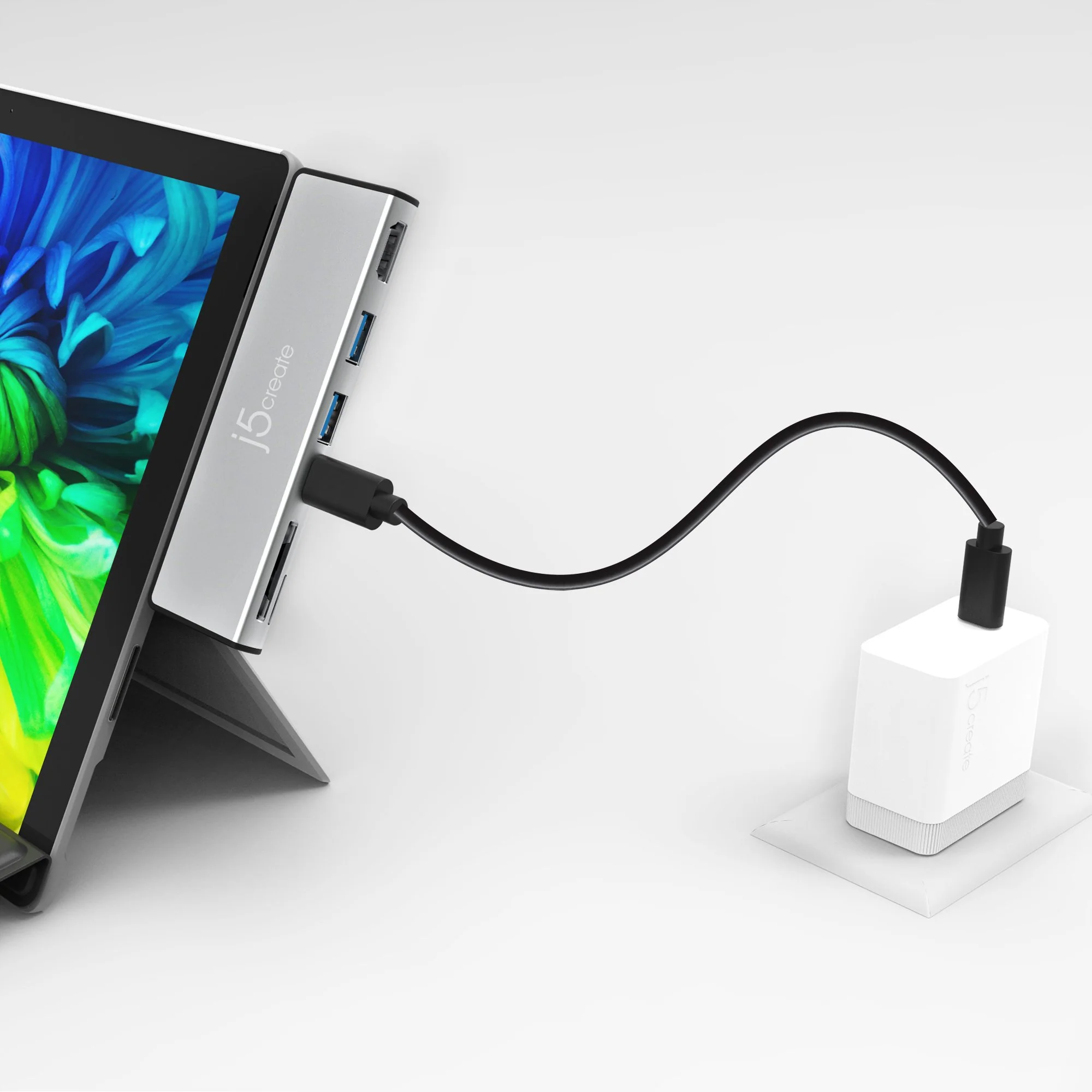 JCD324 ULTRADRIVEMINIDOCK™ for Surface™ Pro 7 - Image 12