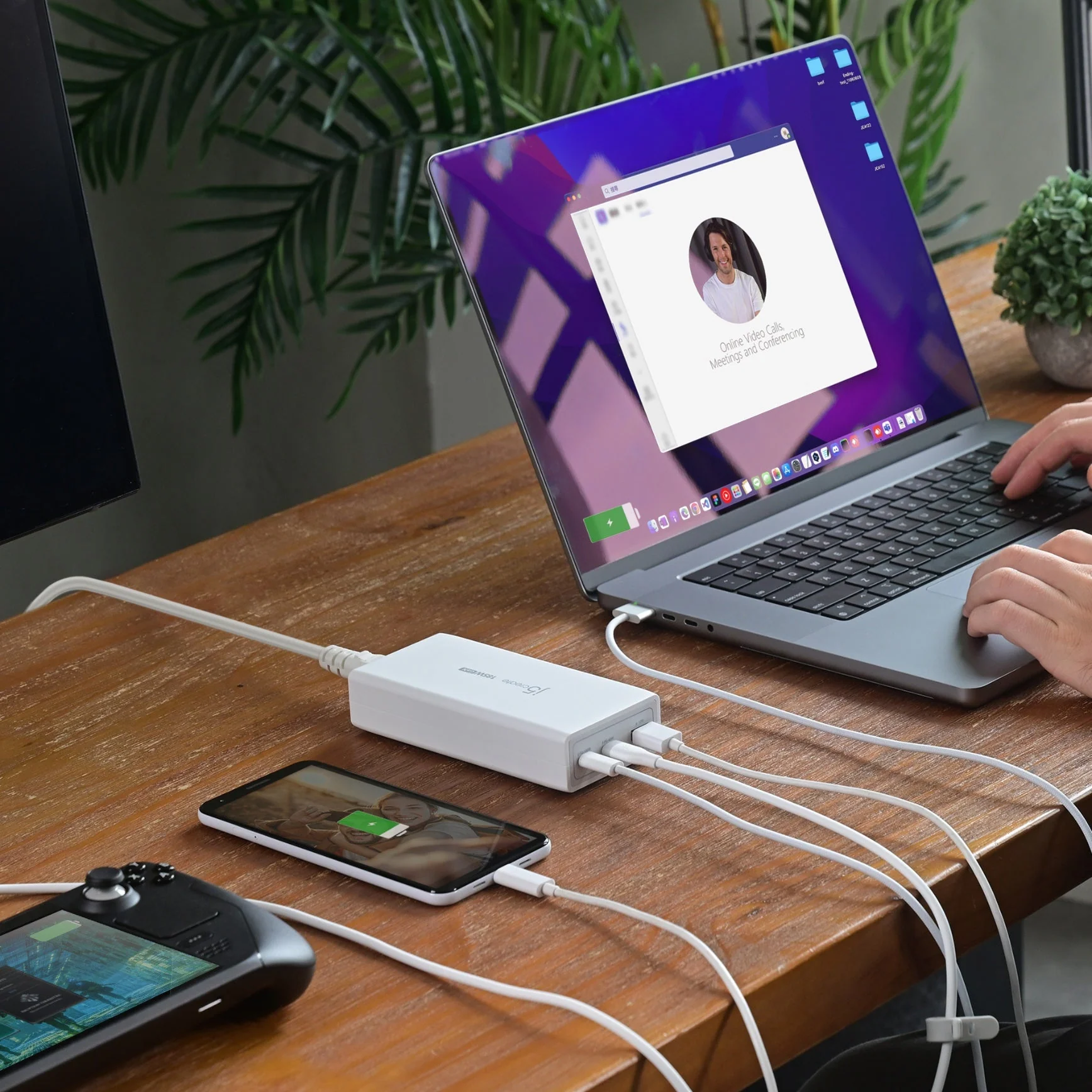 JUP37185W 185W GaN PD 3.1 USB-C® 3-Port Charger - Image 6